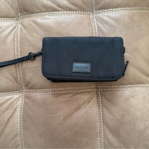 Vera Bradley Black Wristlet Clutch